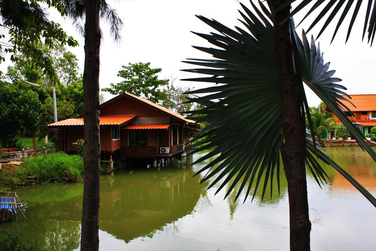 Jorakae Samphan Resort U Thong Exterior photo